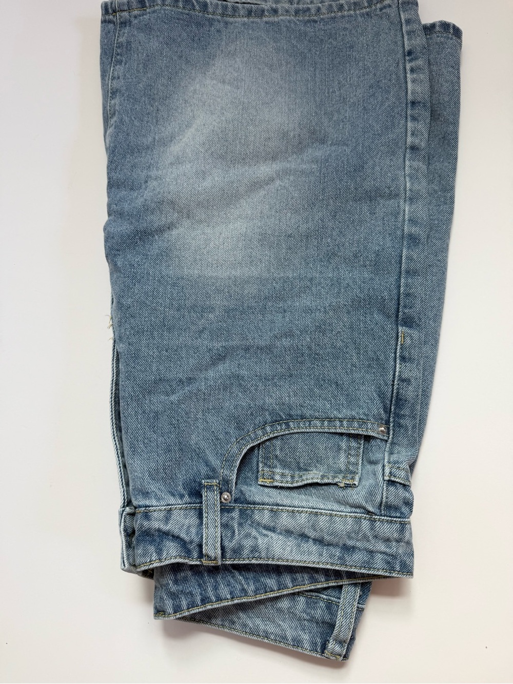 Men's Light Blue Denim Jeans